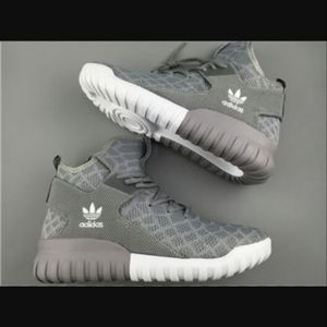 Meet your Posher, Darryl